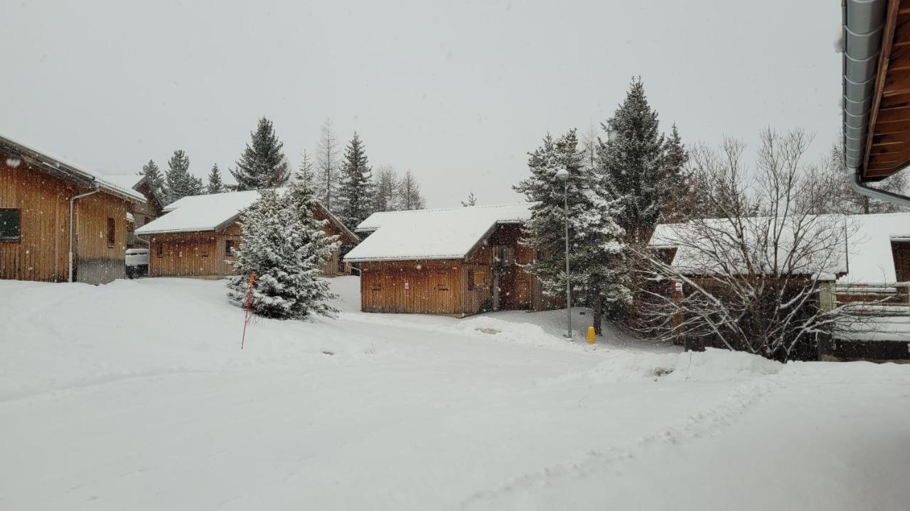 Chalet By Sophie Superdevoluy Avec Piscine エクステリア 写真