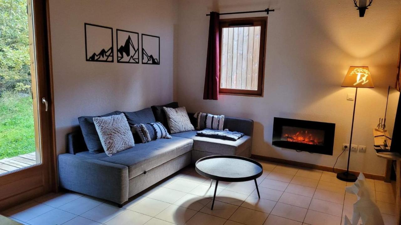 Chalet By Sophie Superdevoluy Avec Piscine エクステリア 写真