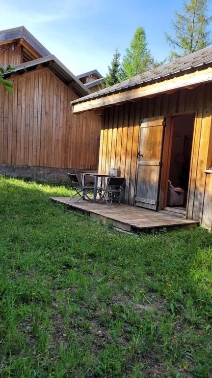 Chalet By Sophie Superdevoluy Avec Piscine エクステリア 写真