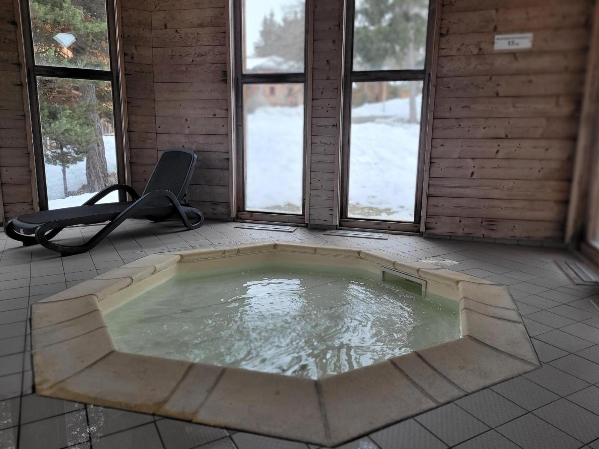 Chalet By Sophie Superdevoluy Avec Piscine エクステリア 写真