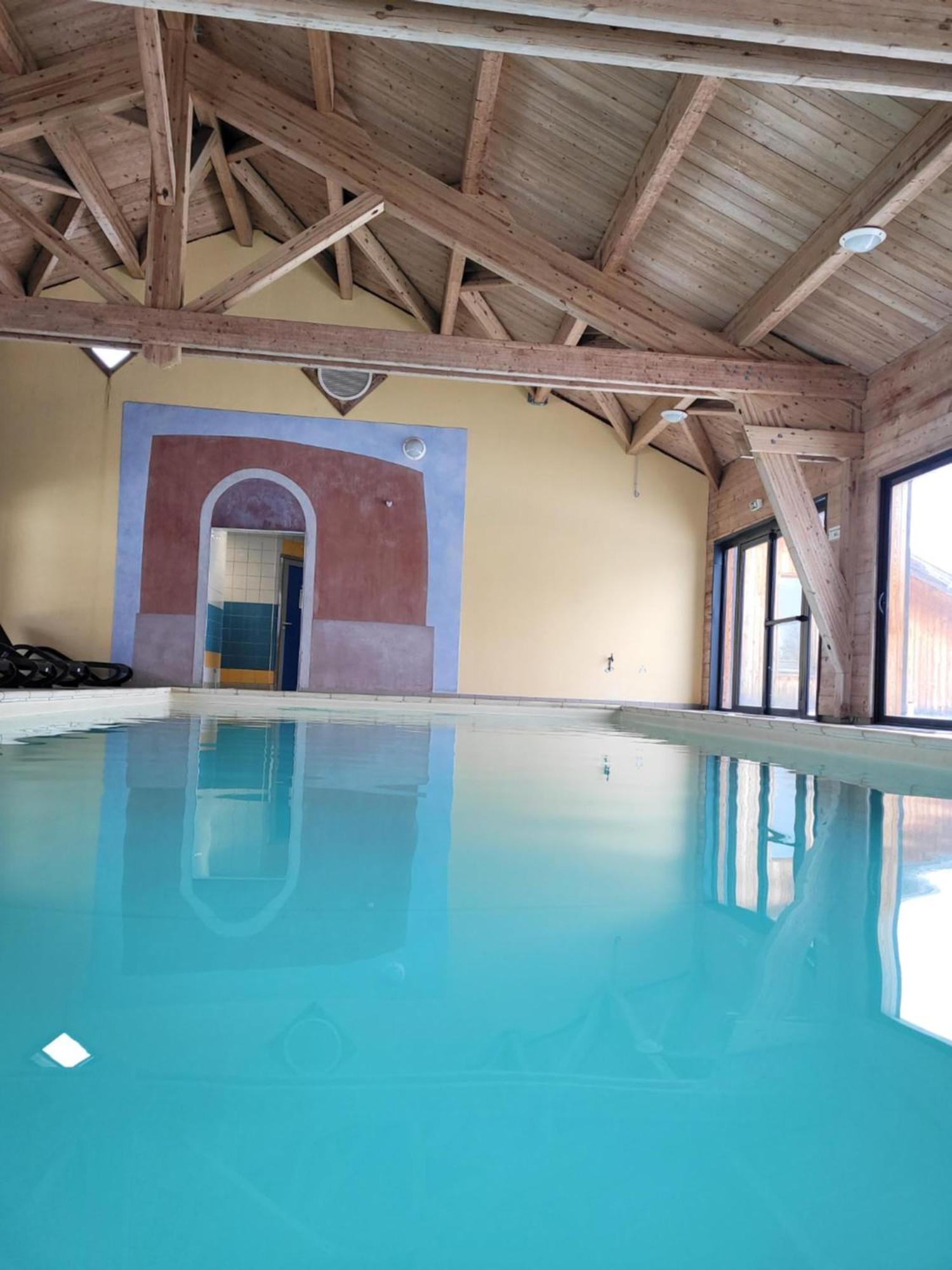 Chalet By Sophie Superdevoluy Avec Piscine エクステリア 写真