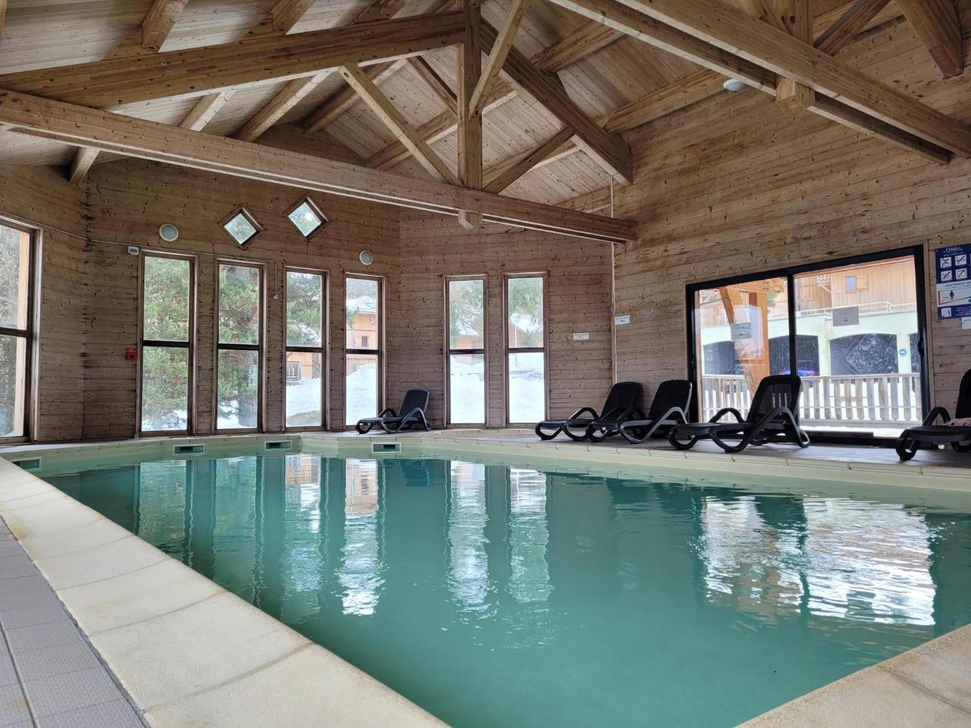 Chalet By Sophie Superdevoluy Avec Piscine エクステリア 写真